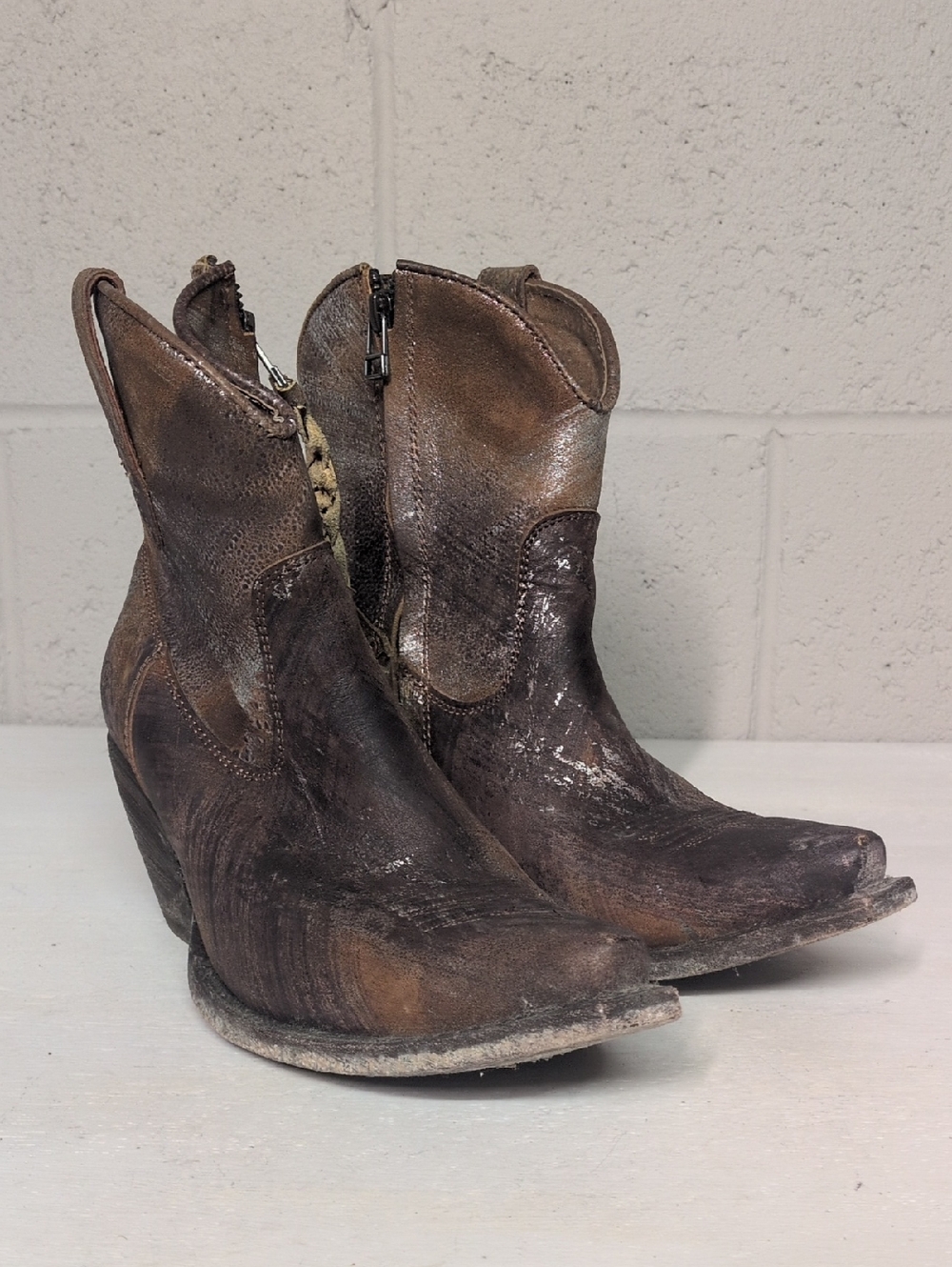 Ariat Women's Brushed Silver Circuit Cruz Boots 10029644, Size 8.5 - Picture 13 of 14